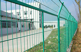 四川某監獄巡邏道防攀爬金屬網墻改造技術參數 四川某監獄巡邏道防攀爬金屬網墻改造技術參數